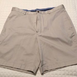 Brooks Brothers Chinos size 38.
